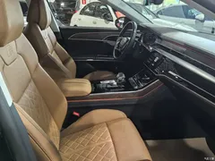 2023 Audi A8 A8L 50 TFSI quattro exclusive model — фото 19