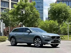 2022 Volvo V90 Cross Country B5 AWD Zhizun — фото 3