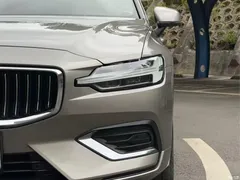 2022 Volvo S60 B4 Zhiyuan Luxury — фото 15