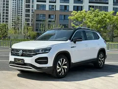 2021 Volkswagen Tayron 330TSI 2WD Plus, белый — фото 1