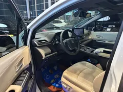 2021 Toyota Sienna 2.5L Hybrid Premium, белый — фото 7