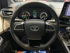 2021 Toyota Sienna 2.5L Hybrid Premium, белый — фото 11