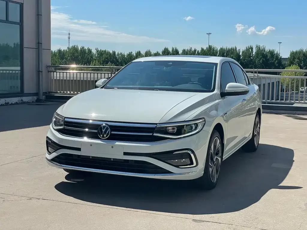 2023 Volkswagen Bora 280TSI DSG