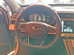 2022 Geely Atlas 1.8TD DCT, белый — фото 3