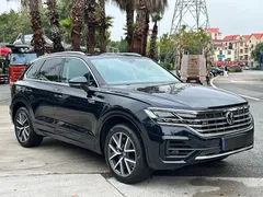 2020 Volkswagen Touareg 3.0TSI VI, чёрный — фото 3