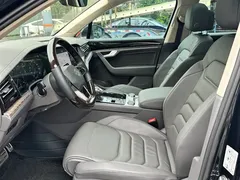 2020 Volkswagen Touareg 3.0TSI VI, чёрный — фото 4