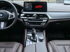 2022 BMW 5 Series 530Li M Sport Package, белый — фото 11