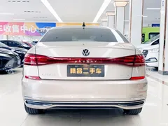2022 Volkswagen Passat 330TSI Starry Sky Luxury — фото 4