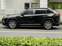 2022 Toyota Wildlander 2.0L CVT 2WD Luxury, чёрный — фото 5
