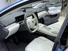 2022 Nio ET7 100kWh First Edition, синий — фото 8