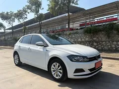 2021 Volkswagen Polo Plus 1.5L AT Colorful Tech, белый — фото 1
