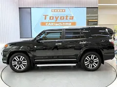 2021 Toyota 4Runner 4.0L (Canada spec) — фото 9