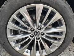 2022 Toyota Highlander Hybrid 2.5L 4WD Luxury 7-seater — фото 4