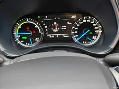 2022 Toyota Highlander Hybrid 2.5L 4WD Luxury 7-seater — фото 14