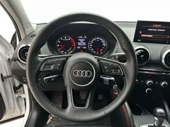 2022 Audi Q2L 35 TFSI Entry, белый — фото 18