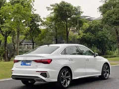 2022 Audi A3L Limousine 35 TFSI Fashion Sport, белый — фото 9
