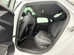 2023 Audi A3L Limousine 35 TFSI Fashion Sport, белый — фото 13