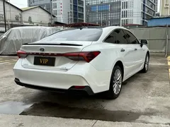 2023 Toyota Avalon Hybrid 2.5L XLE Premium — фото 6