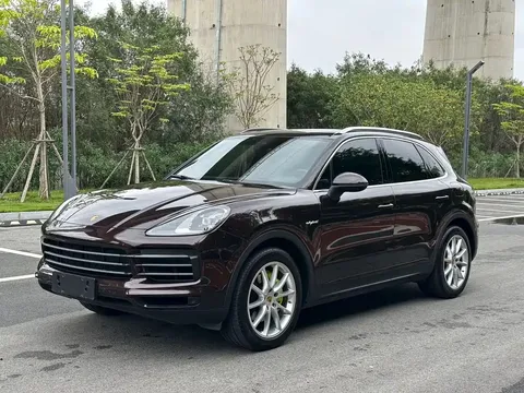 2021 Porsche Cayenne 2.0T