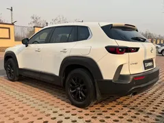 2023 Mazda CX-50 2.0L, белый — фото 6