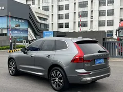 2022 Volvo XC60 4WD Sport — фото 8