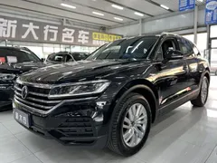 2021 Volkswagen Touareg 2.0TSI, чёрный — фото 1