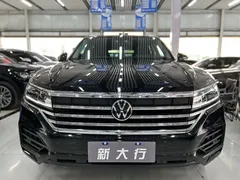 2021 Volkswagen Touareg 2.0TSI, чёрный — фото 2