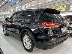 2021 Volkswagen Touareg 2.0TSI, чёрный — фото 9