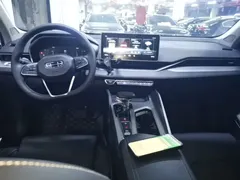 2021 Geely Preface 2.0TD Luxury — фото 6