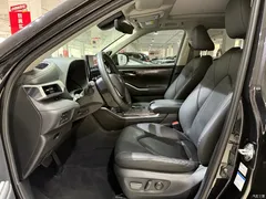 2022 Toyota Highlander Hybrid 2.5L 4WD Premium 7-seater — фото 8