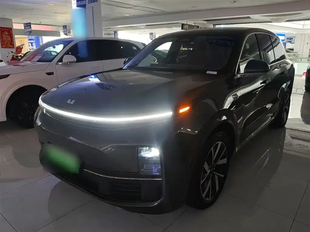 2023 Li Auto L8 Pro