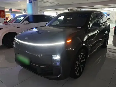 2023 Li Auto L8 Pro
