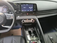 2021 Hyundai Elantra 1.5L CVT GLX Elite — фото 13