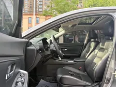 2021 Nissan Sylphy 1.6L XL CVT — фото 6