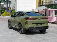 2022 BMW X6 M, зелёный — фото 6