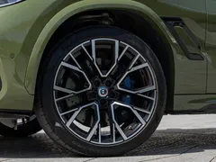 2022 BMW X6 M, зелёный — фото 8