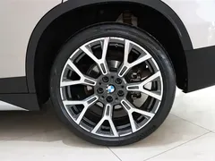 2022 BMW X1 xDrive25Li Exclusive Type — фото 19