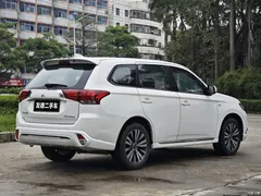 2021 Mitsubishi Outlander 2.0L 2WD Enjoy 5 seats, белый — фото 4