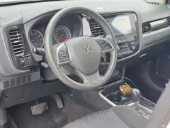 2021 Mitsubishi Outlander 2.0L 2WD Enjoy 5 seats, белый — фото 10