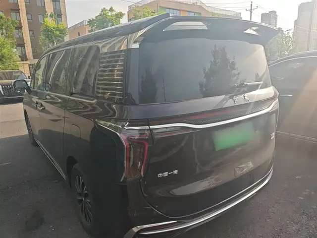 2024 Hongqi HQ9 2.0T 4WD