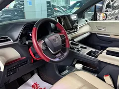 2023 Toyota Granvia 2.5L Hybrid Premium Plus, чёрный — фото 10