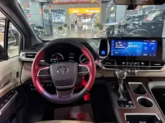 2023 Toyota Granvia 2.5L Hybrid Premium Plus, чёрный — фото 13