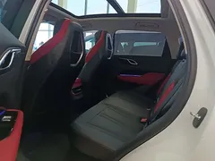 2023 Hongqi HS3 1.5T 2WD, белый — фото 17