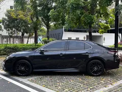 2023 Toyota Camry 2.0S, чёрный — фото 10