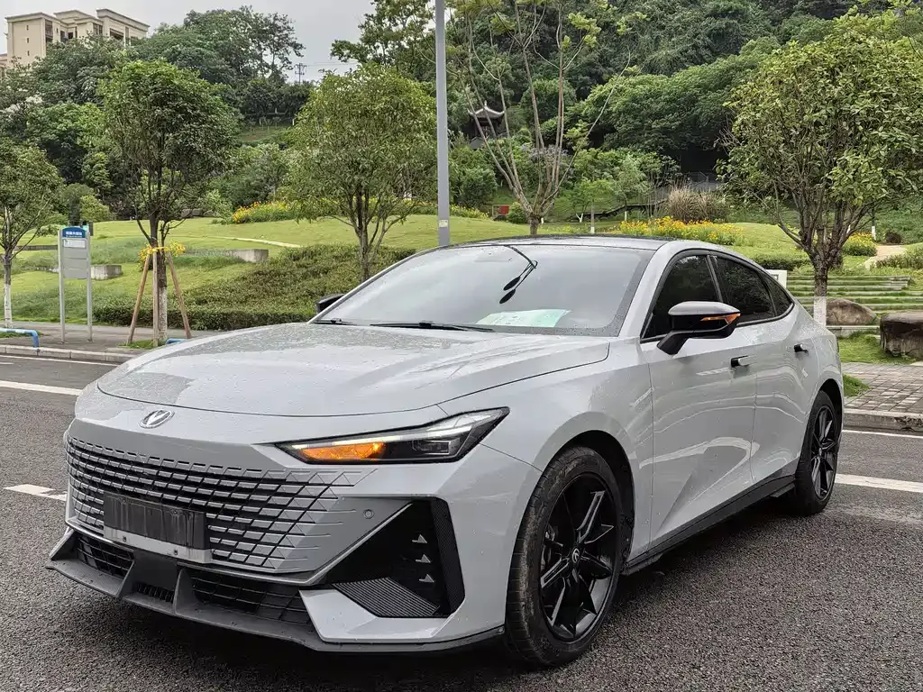 2022 Changan UNI-V 1.5T