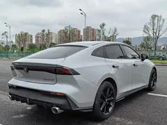 2022 Changan UNI-V 1.5T — фото 14