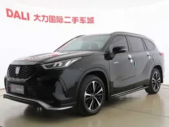 2021 Toyota Crown Kluger 2.5L HEV 4WD Premium, чёрный — фото 1