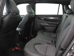 2021 Toyota Crown Kluger 2.5L HEV 4WD Premium, чёрный — фото 11