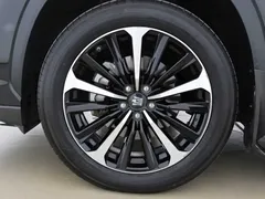 2021 Toyota Crown Kluger 2.5L HEV 4WD Premium, чёрный — фото 13