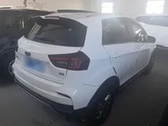 2020 Geely Vision X3 1.5L CVT, белый — фото 7